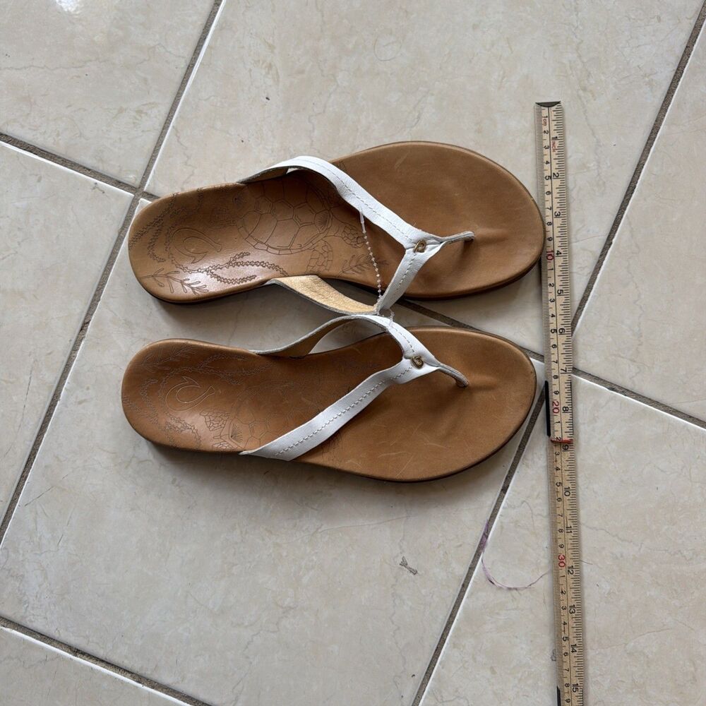 Women's OLUKAI Honu Leather Upper  Thong Sandals Flip Flops Size 9 - Picture 12 of 16